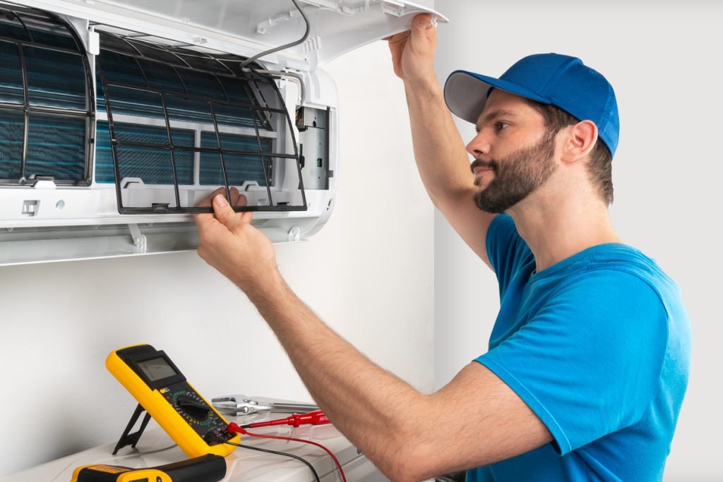 AC Technician Jobs – Skills, Responsibilities, and Career Opportunities